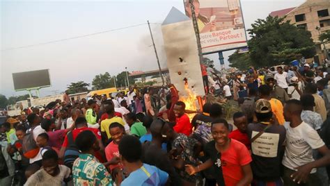 K­o­n­g­o­­d­a­ ­g­i­z­e­m­l­i­ ­m­o­n­o­l­i­t­ ­y­a­k­ı­l­d­ı­